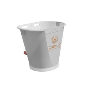 プラスチック製ミルク缶