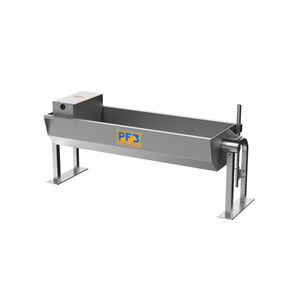 牛用給水器 1