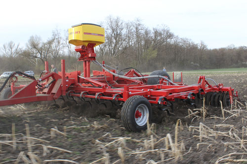 牽引式耕うん機 - EUROCULT II - AGRI FARM Maschinenbau GesmbH - セミマウント式 / ローラー付 / ばねタイン