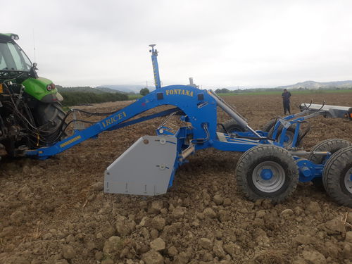 土地準備用地ならし機 - RICE series - Fontana S.r.l. - attrezzature agricole - 牽引式 / レーザ誘導