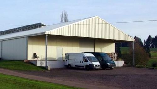 鳥類飼育用家畜小屋 - 105 - HALTEC Hallensysteme GmbH