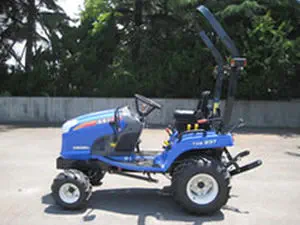 小型トラクターメーカー中国トラクター4x4 50HP農業機械多機能