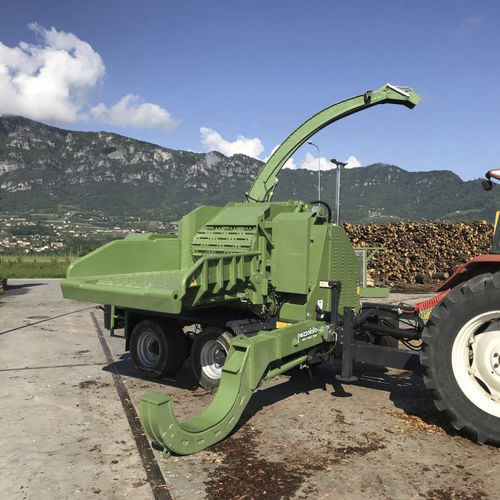 牽引式ウッドチッパー - PTH 1200/820 G - PEZZOLATO Officine Costruzioni Meccaniche S.p.A. - ディーゼルエンジン式