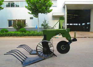 キャッサバ用収穫機 - 4MU-2 - Zoomlion Heavy Machinery Co., Ltd. - トラクター設置式 / 2列