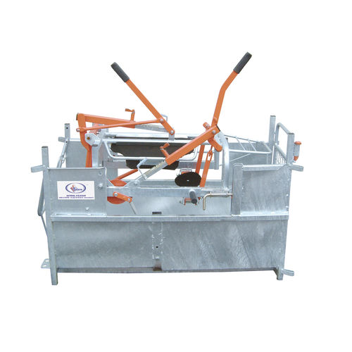 ヤギ用家畜用固定ケ－ジ - CCRC 2012 - SATENE SAS