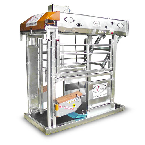牛用家畜用固定ケ－ジ - CCP 4000 TE - SATENE SAS - 蹄ケア / 帝王切開用