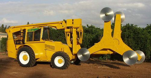 果樹園用剪定機 - HD1400 - TOL Incorporated - 自走式 / ディスク式 / 背の高い