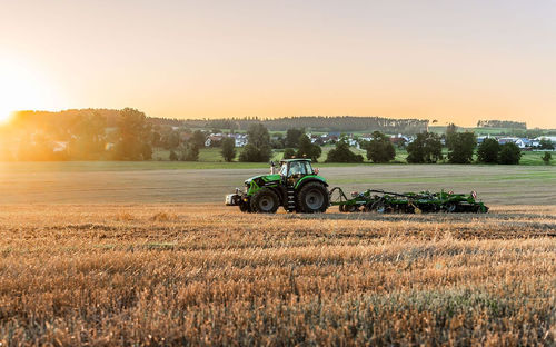 メカニカルトランスミッショントラクター - 8280 TTV - Deutz-Fahr - 6