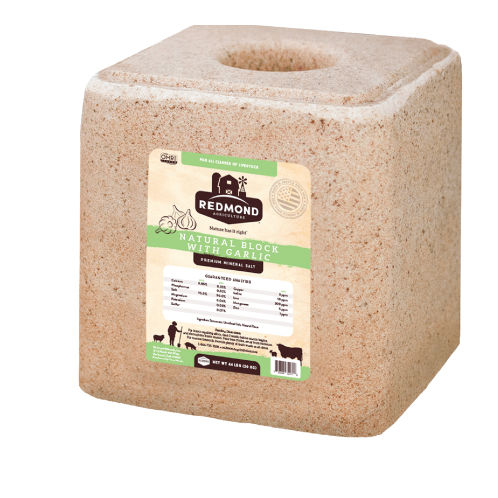 牛鉱塩 - Natural Block with Garlic - Redmond Minerals, Inc. - ヤギ用 / 羊用 / 豚