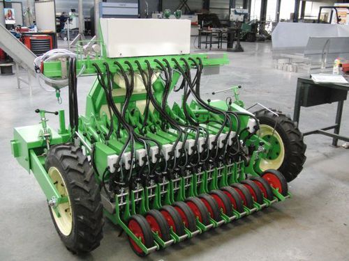 真空条播機 - LBZ - Koppert Machines - トラクター設置式 / 3点リンク