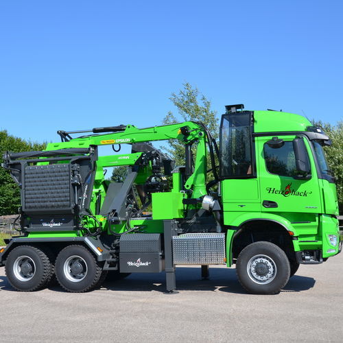 トラックへの取り付け可能ウッドチッパー - HM 14-860 KL - HEIZOHACK France - PTO / エンジン式 / クレーン付き