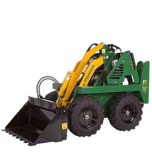 carregadeira compacta 1