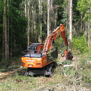 cabeçote de harvester com desgalhador