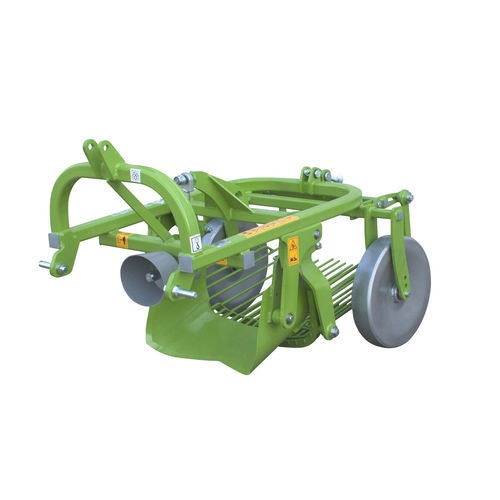 Arrancadeira de batatas - Ursa Z655/1 - Bomet Sp. z o.o. Sp. K. - montada em trator / de 1 linha