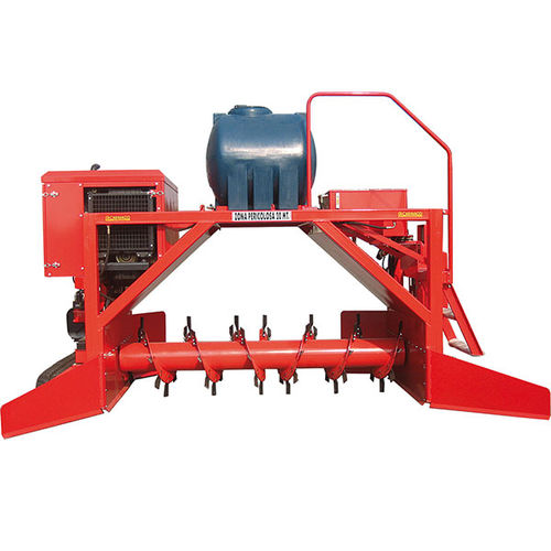 Compostador automotor - Rivo 280 D - CARAVAGGI Srl - montado em trator