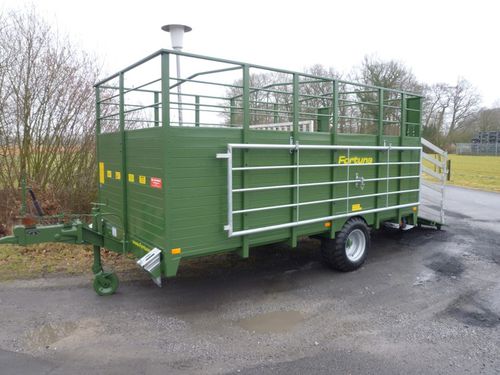 Reboque de transporte de gado para bovinos - V 240 / 4.4 - Fortuna Fahrzeugbau GmbH & Co. KG - com 1 eixo / em peça única