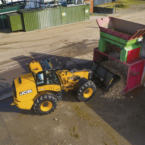Carregadeira de rodas - TM420 Agri - JCB - compacta / telescópica / com cabine