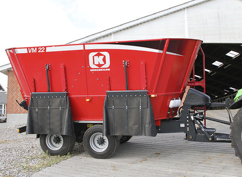 Vagão misturador vertical - VM-2 series - KONGSKILDE Industries A/S - de arrasto / de descarga lateral / com 2 roscas