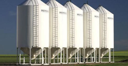 Silo para cereais - Meridian Mfg. - com paredes lisas