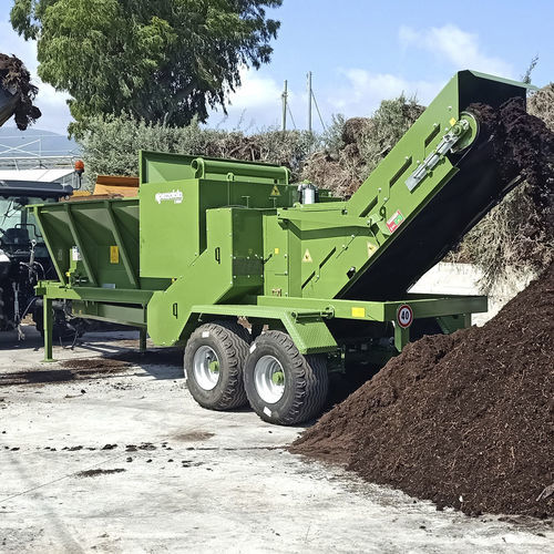 Triturador de galhos de arrasto - S 9000 - PEZZOLATO Officine Costruzioni Meccaniche S.p.A. - a diesel