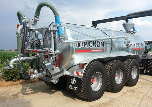 Distribuidor de esterco líquido com 3 eixos - PICHON - a vácuo