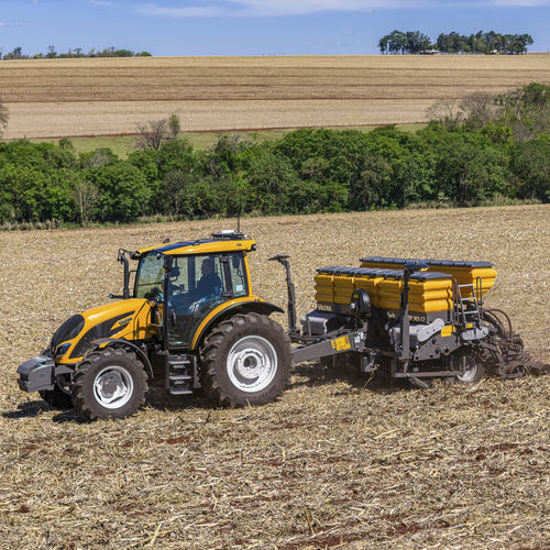 Trator com transmissão mecânica - A Series - Valtra - de 4 cilindros / compacto / com cabine