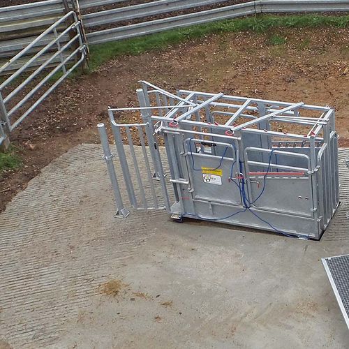Tronco de contenção para vacas - CO2500 - JOURDAIN