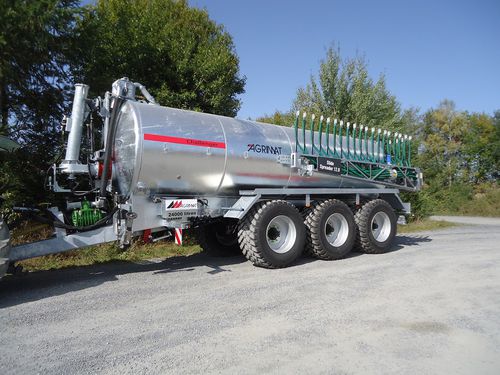 Distribuidor de esterco líquido com 3 eixos - CHT series - Agrimat