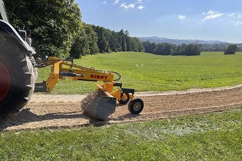 Plaina niveladora para preparação de terreno - LN 252 - KIRPY - para rodovia