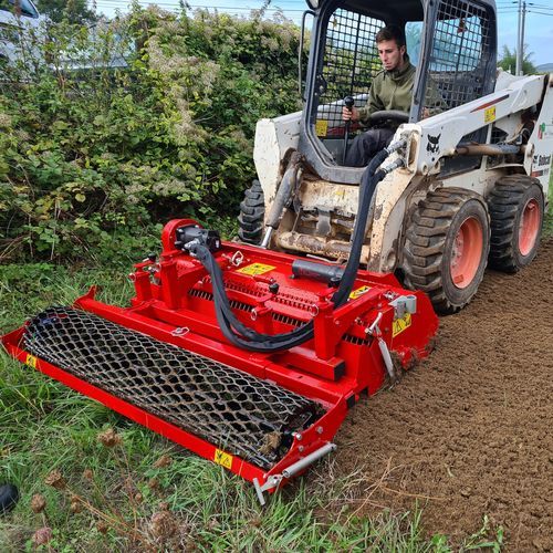 Enterrador de pedras para minicarregadeira - RDH 60 - Rotadairon - com rolo