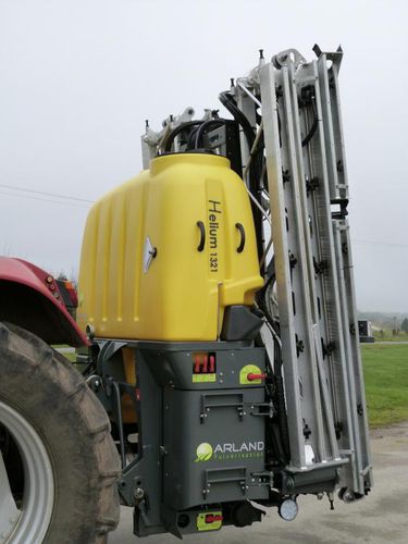 Pulverizador montado - HELIUM - Arland - para grandes áreas de cultivo / com braços retráteis