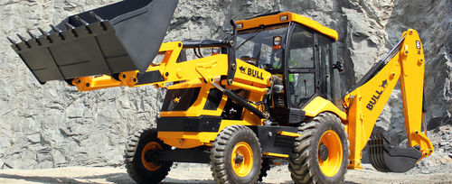 Carregadeira de rodas - HD 76_2WD - Bull - com cabine / com pá escavadeira
