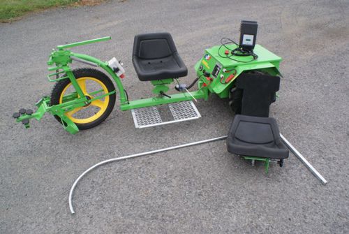 Cadeira móvel para poda elétrica - Topscoot - Constructions Humeau - para vinha / autopropelida