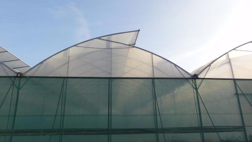 Estufa multicapela - VERMAKO GREEN HOUSES - em material plástico / com estrutura de alumínio
