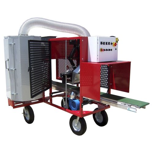 Podadora para plantas de viveiro - Venti 003 - AgriNomix LLC - com rodízios / com aspirador / automática