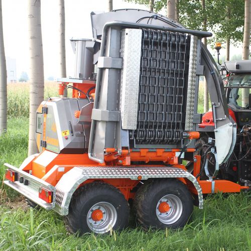 Triturador de galhos de arrasto - 40 Series - GANDINI MECCANICA Snc - com motor de combustão / com acionamento hidráulico