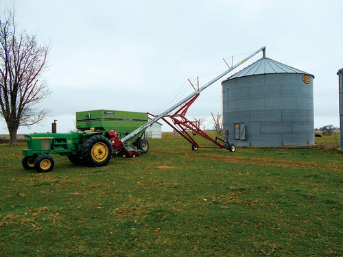Transportador para cereais - 1000 AUGER ACE™ - Yetter Manufacturing - para fertilizante / de esteira / móvel