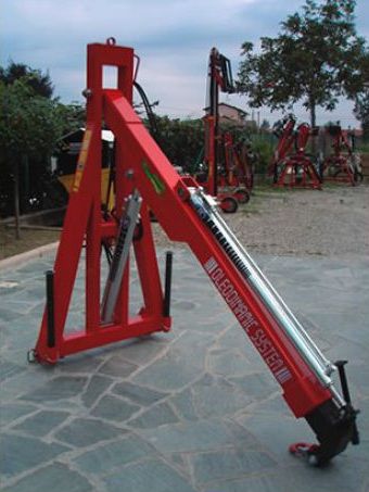 Carregador traseiro - TFG 300 - TECNOMECCANICA SRL