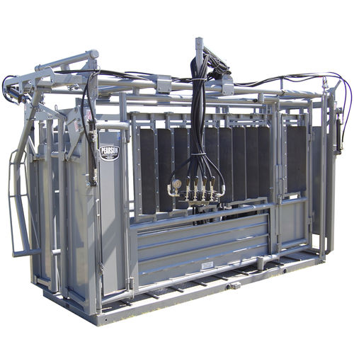Tronco de contenção para bovinos - Pearson Livestocke Equipement - hidráulico / móvel / robusto