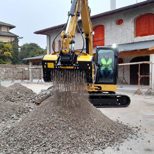 Caçamba peneira - MB-HDS212 - MB Crusher - para escavação / para trabalhos rodoviários / para fundição