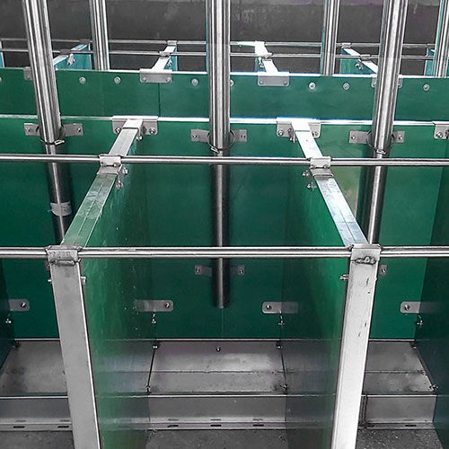 Divisória para pecuária - PORPANEL® - PORINOX SL - para suínos / em plástico / em aço inoxidável