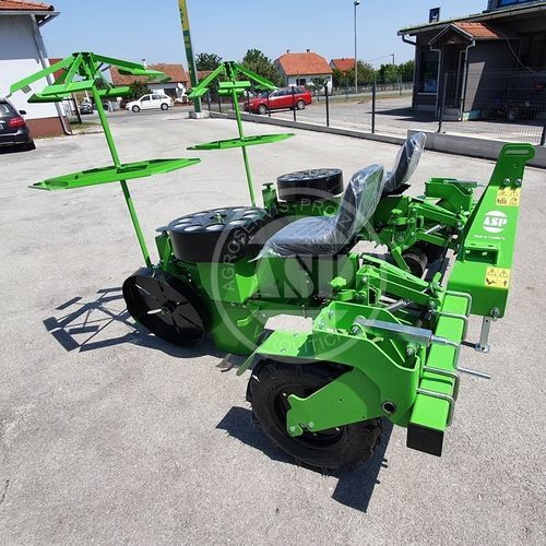 Transplantadora de hortaliças - PLANTY - Agroservis - proizvodnja d.o.o. - para tabaco / de 2 linhas / de 4 linhas