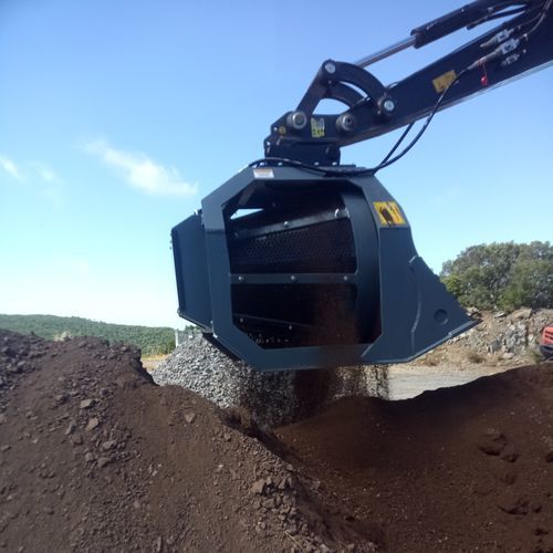 Caçamba peneira - CBR 12 - CM SRL - para canteiros de obras / para reciclagem / polivalente