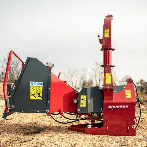 Triturador de galhos montado - PX130  - BRUGGER MACHINERY SRL - por tomada de força / com acionamento hidráulico