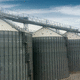 silo para cereais / em concreto / em aço galvanizado / com fundo plano